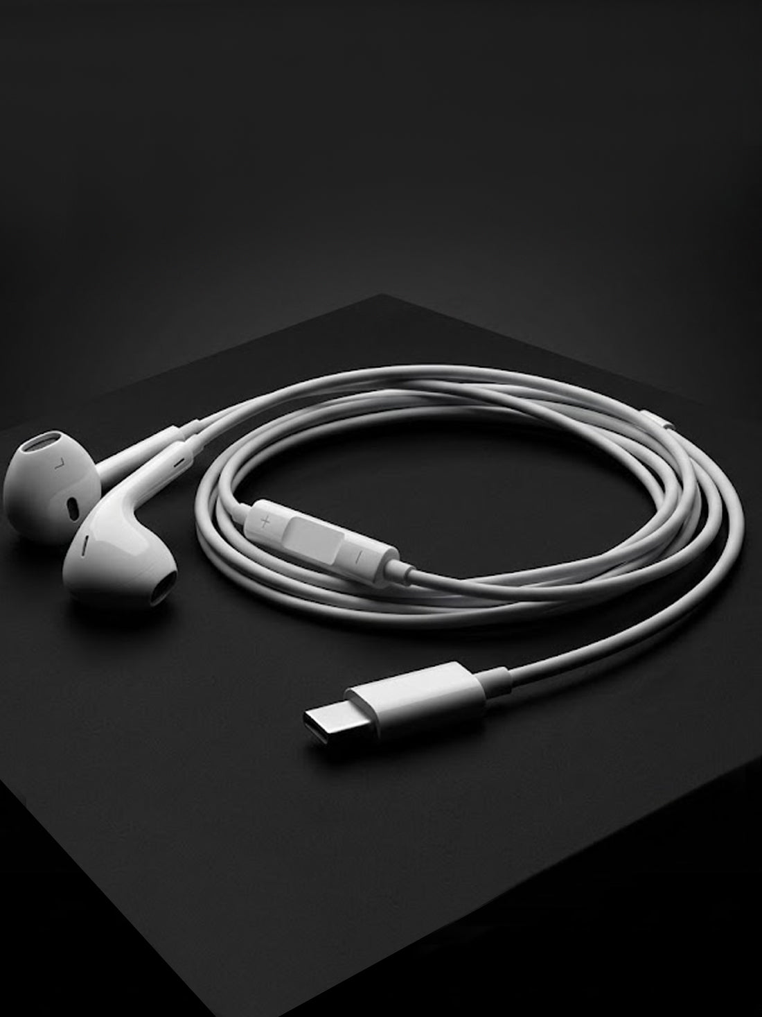 Earphones with USB-C Connector | High-Quality Audio & Built-in Mic